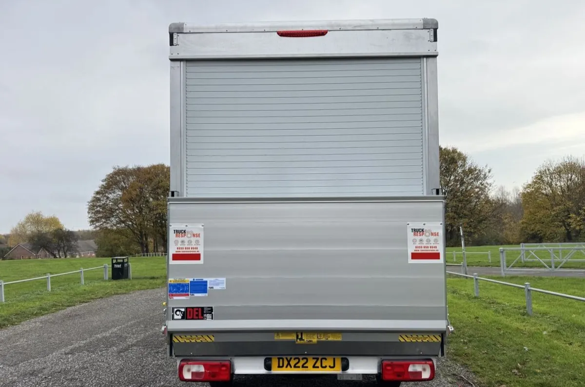 2022 Volkswagen Crafter Curtain Sider Van - Image 4