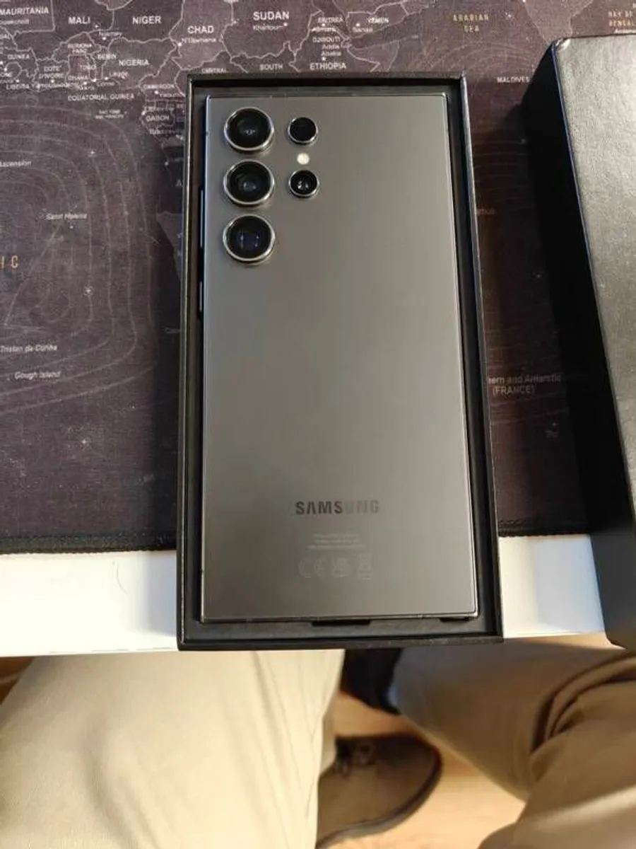 Samsung S4 Ultra 256gb-12gb Grade A Sim Free - Image 1