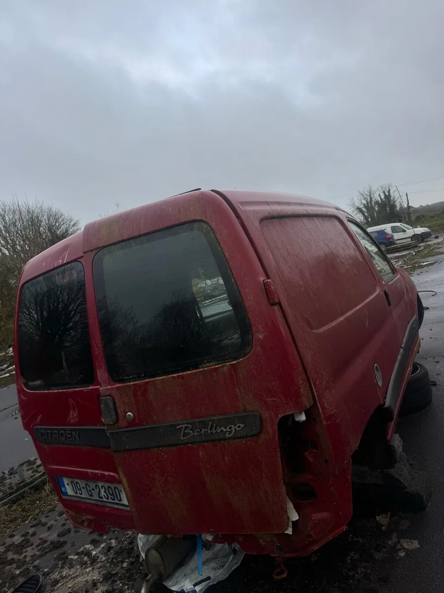 Lexus is200 - Image 3