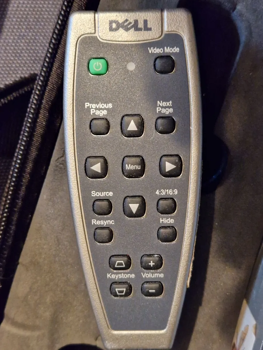 Dell Projector in Lovely Leather Case with Manual - Image 4
