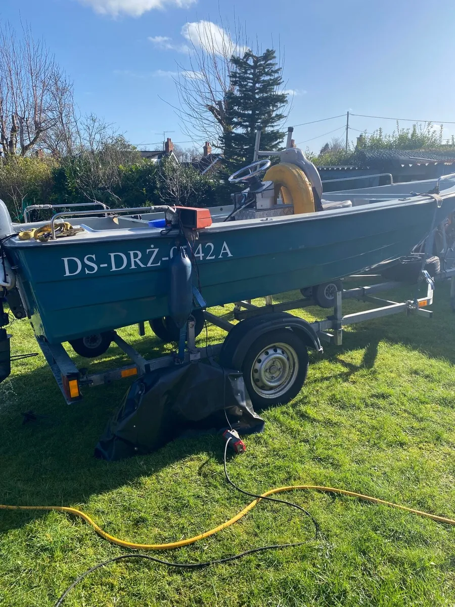 14.6ft fishing boat with trailer and engine - Image 4