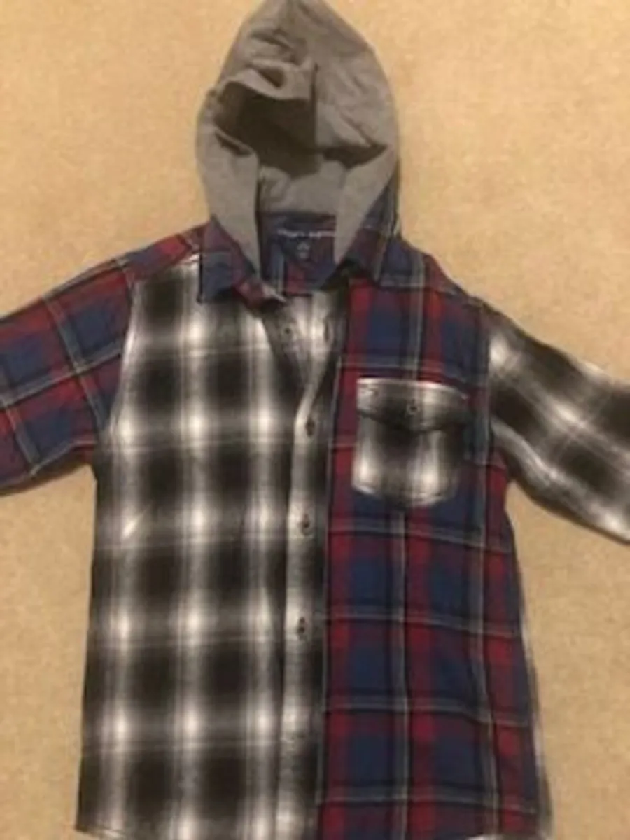 Tommy Hilfiger Hoody Shirt age 8-10 - Image 1