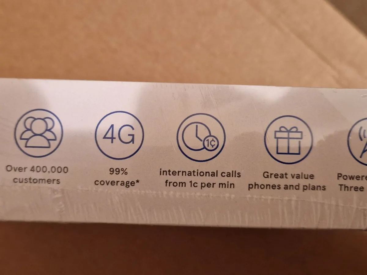 NEW TCL 40SE Smart Phone, 128GB, On Tesco Network - Image 2