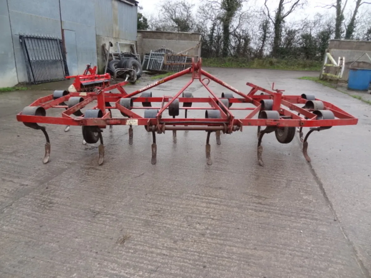 Kongskilde Vibroflex Mounted Springtine Grubber - Image 2