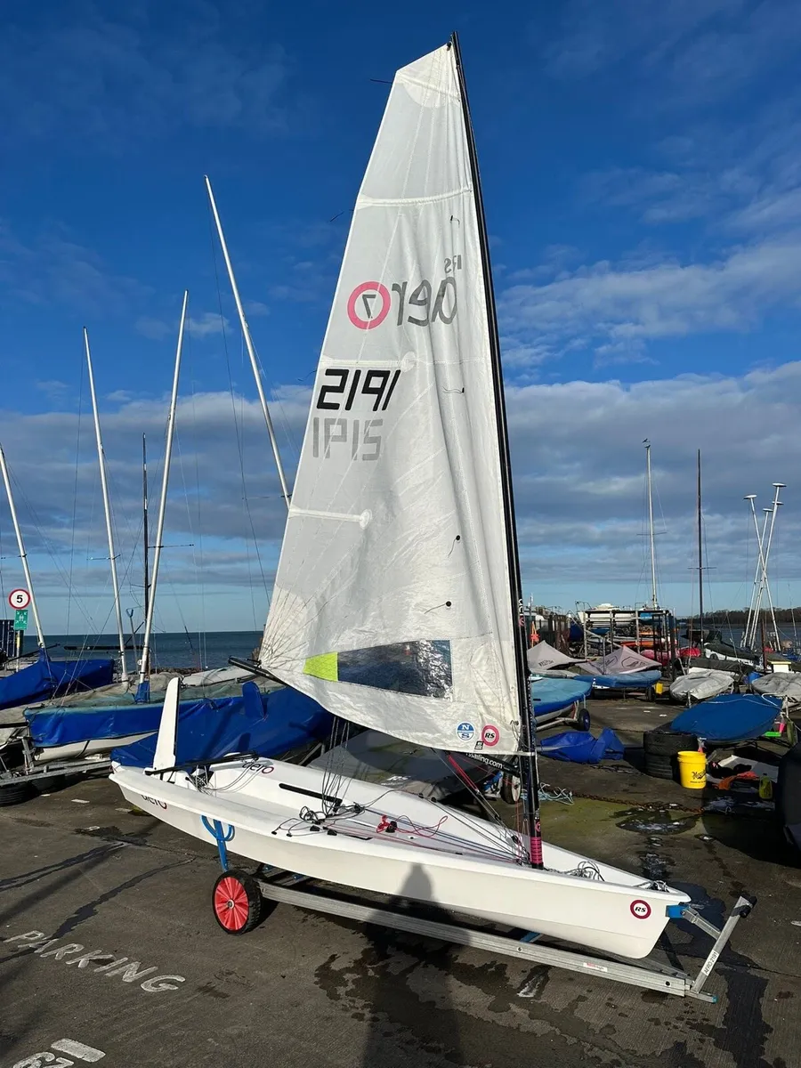 RS Aero 7 Sailing Dinghy - Image 2