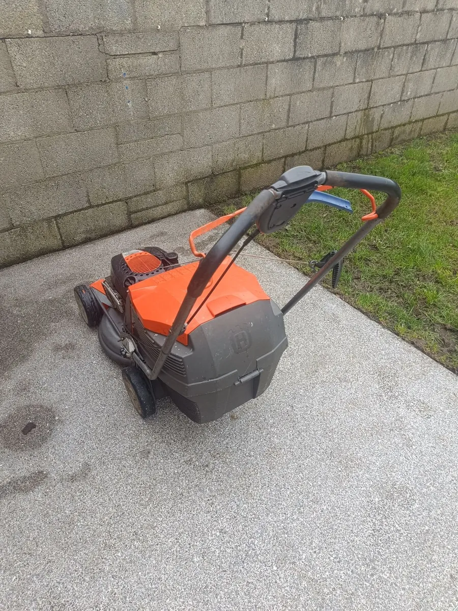 Husqvarna Lawnmower - Image 4