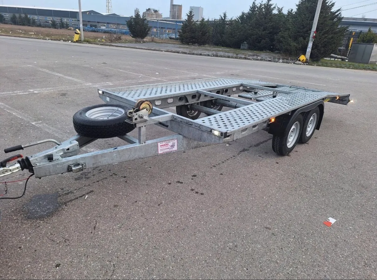 Car transport trailer - Image 1