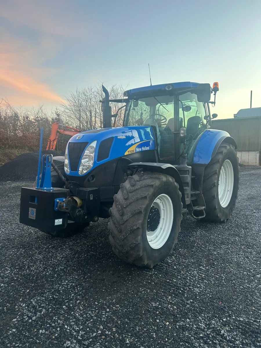 New Holland T7030 auto command - Image 1
