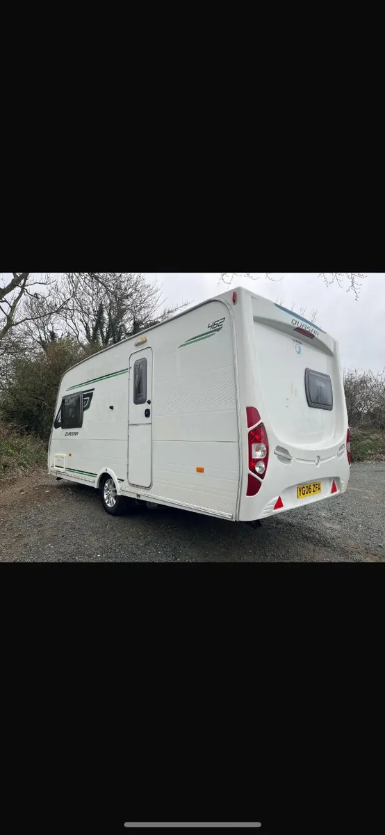 Lunar quasar caravan - Image 1