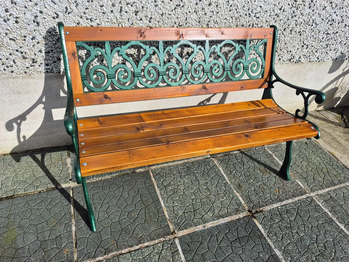 Cast iron Garden bench - Image 2