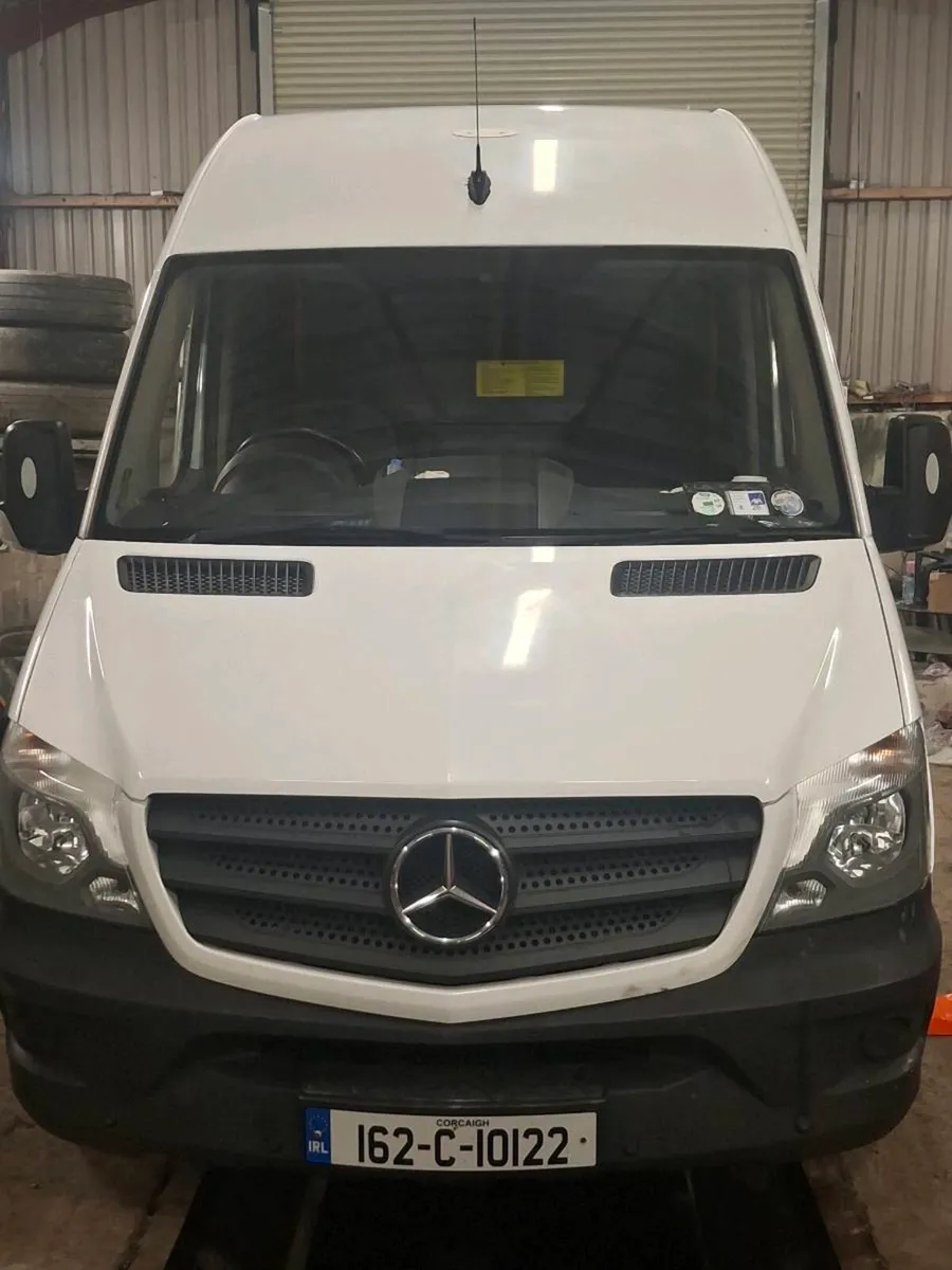 Compressor generator  work van - Image 1