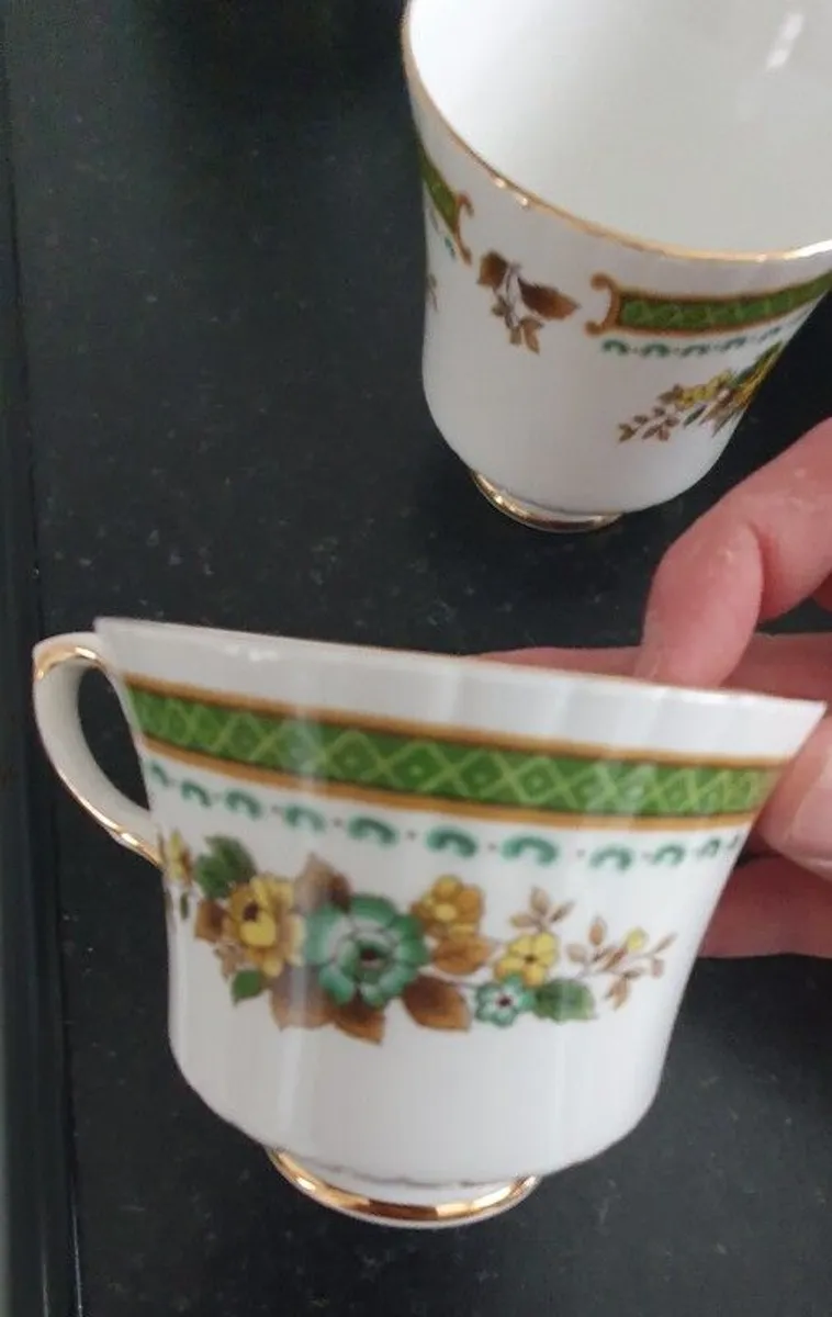 Dovedale Royal Stafford Bone China - Image 2