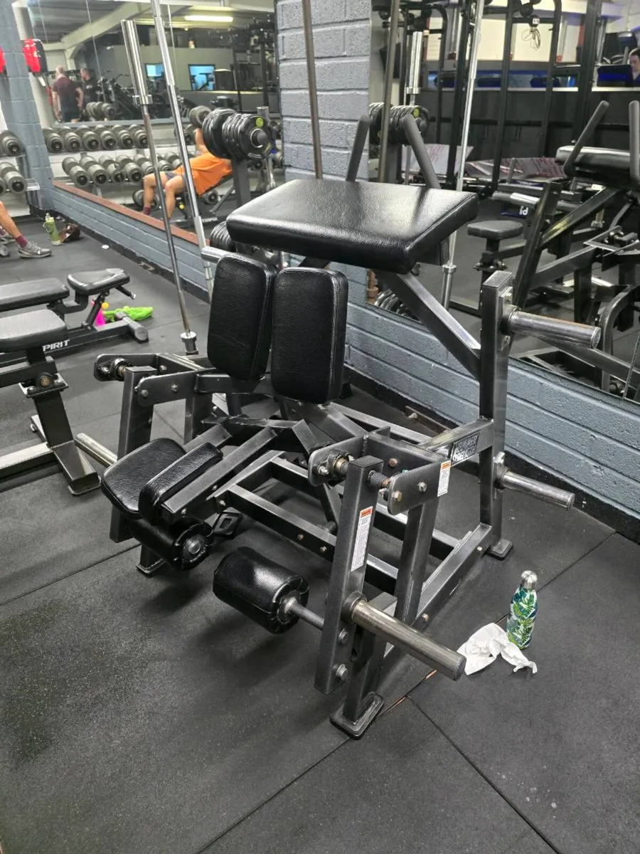 Kneeling Leg Curl Machine - Image 3