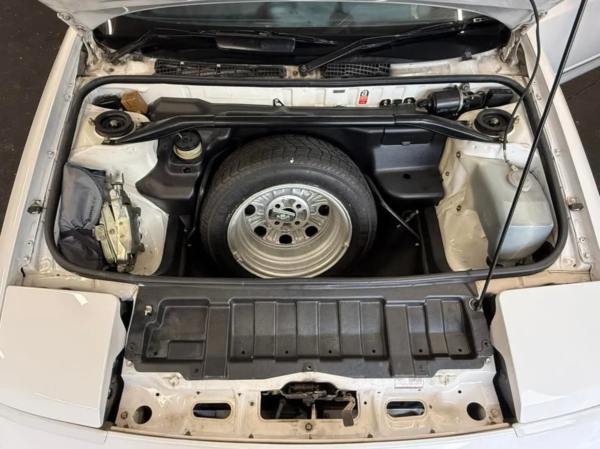 Toyota MR2 - Image 3