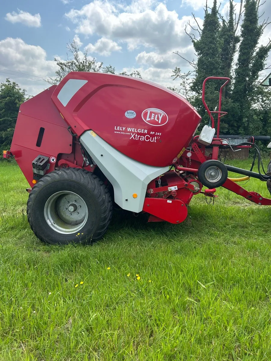 2015 Lely Welger RP245 Extracut - Image 2