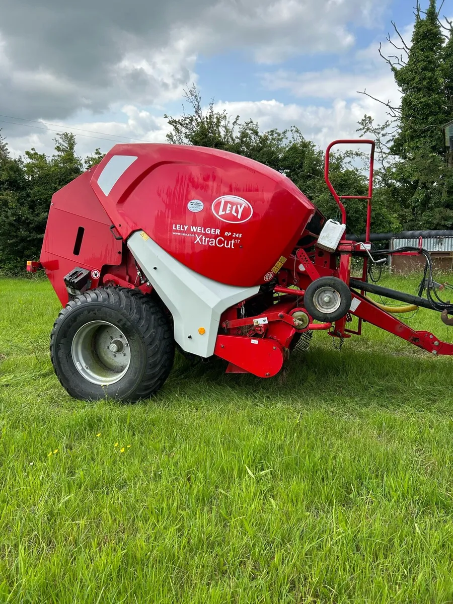 2015 Lely Welger RP245 Extracut - Image 4