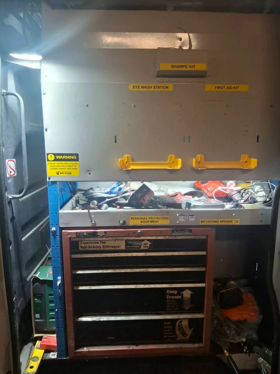 Compressor generator  work van - Image 3