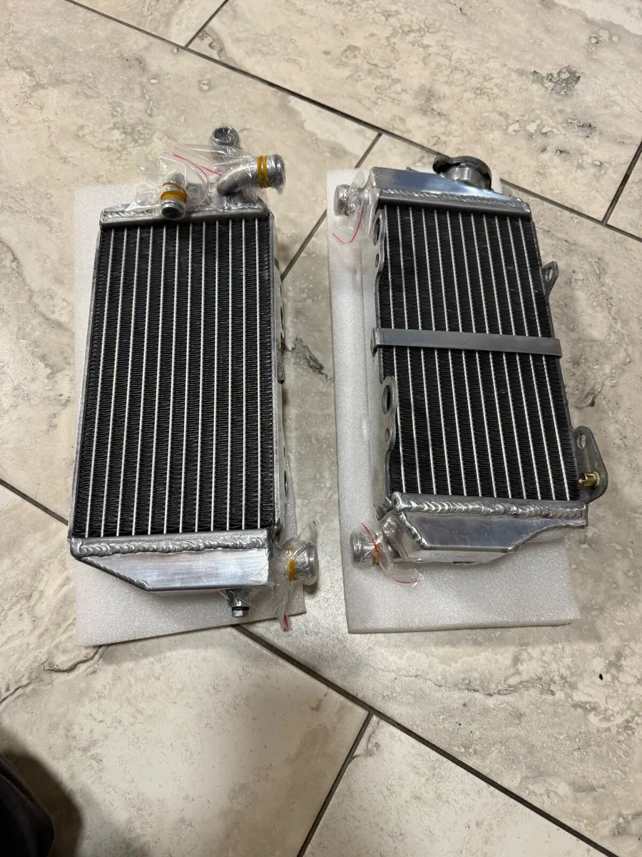 Radiator set for a Beta RR300 - Image 1
