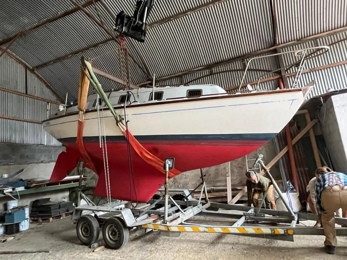 23ft Sailing Boat - Morgan Giles - Image 1