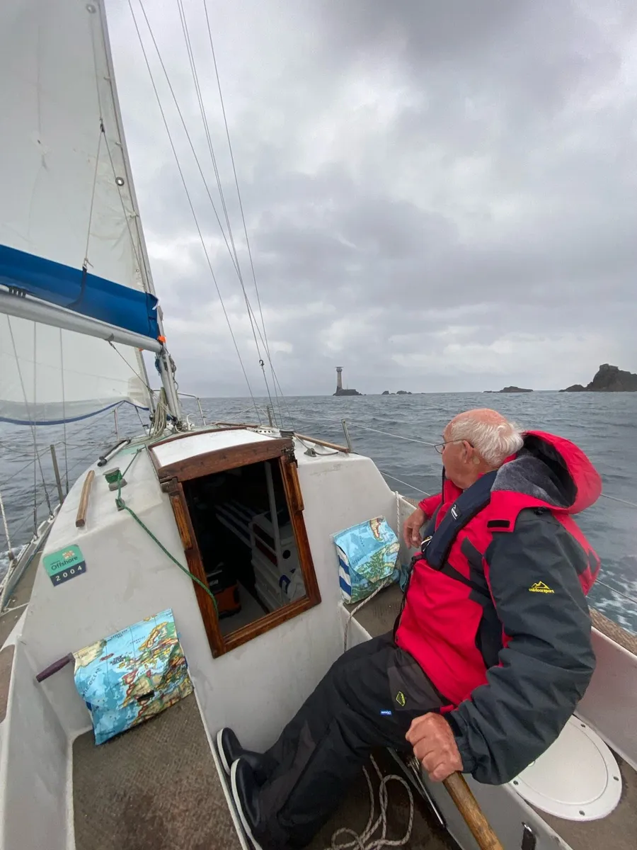 23ft Sailing Boat - Morgan Giles - Image 3