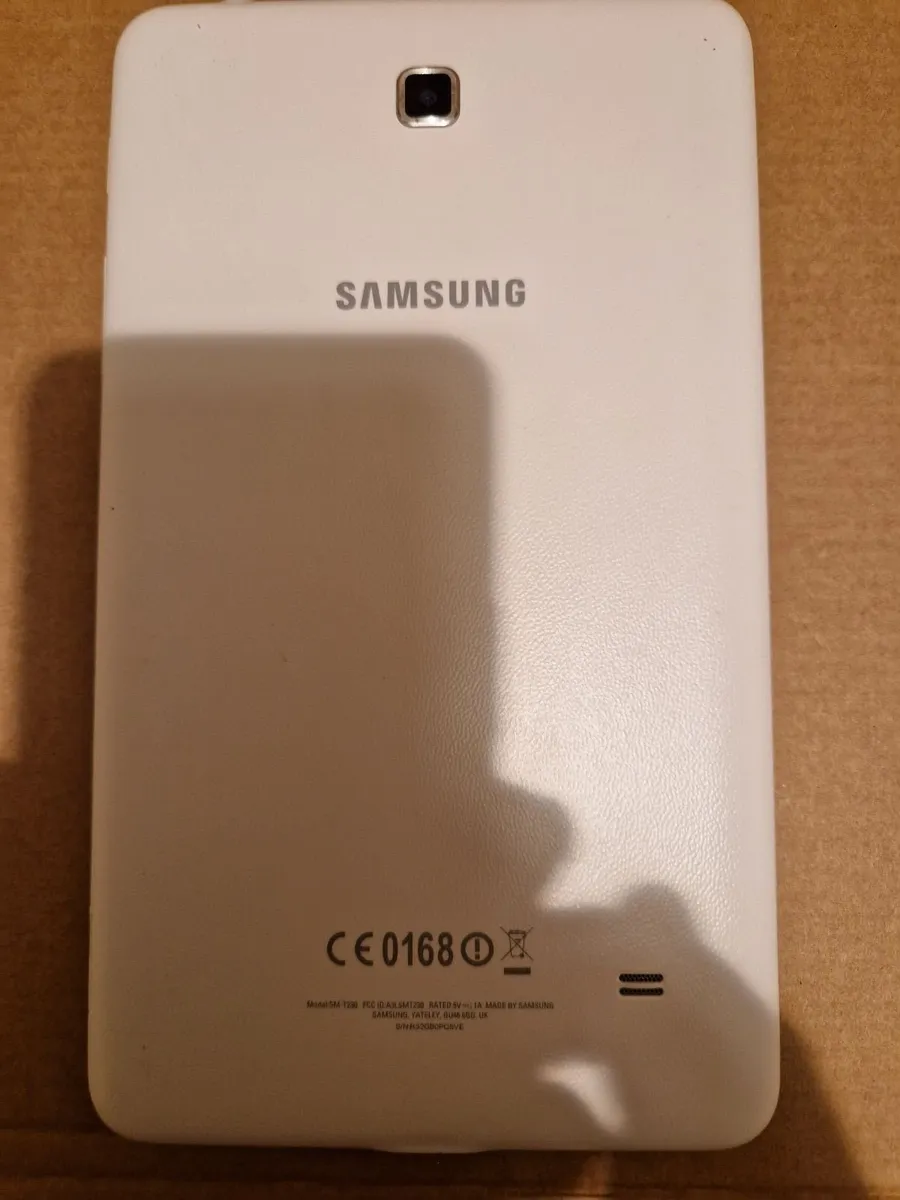 Samsung Galaxy Tab 4 Tablet, Model SM-T230, 8GB - Image 3