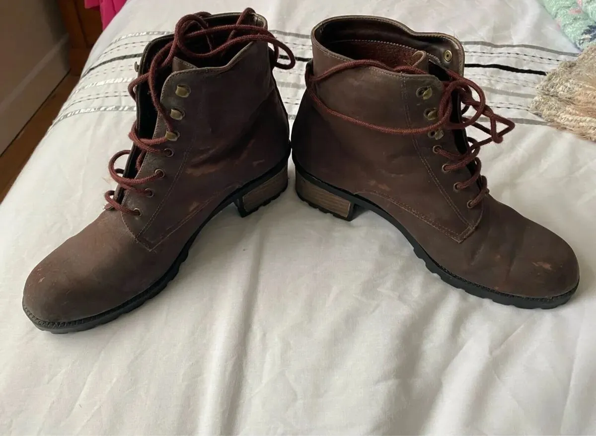 Wendel Ankle Boots, Size 40, Brown Suede - Image 1