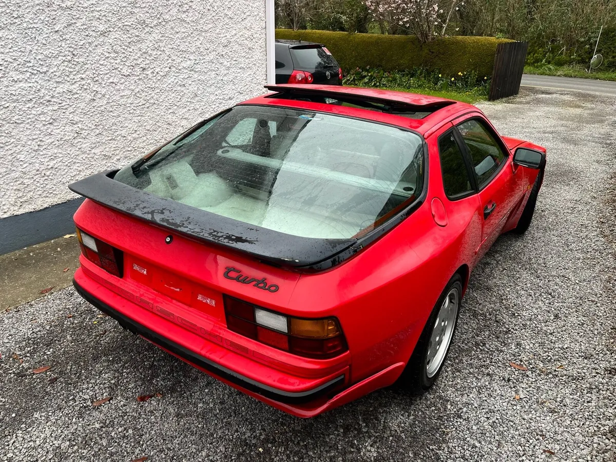 1991 Porsche 944 Turbo - Image 2