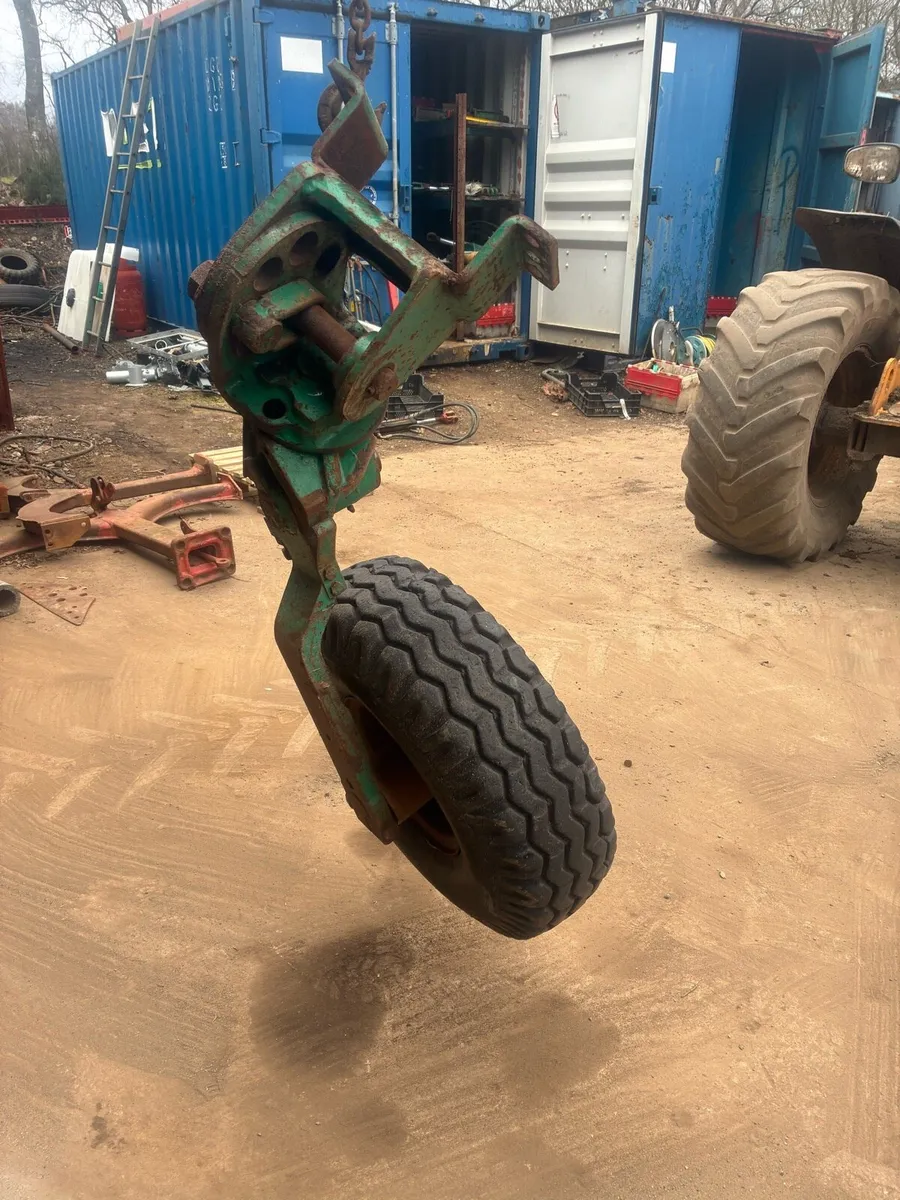 Kverneland Ploughes breaking - Image 2