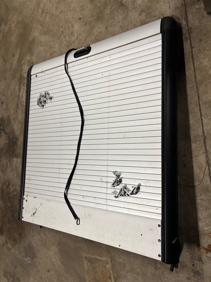 Toyota Hilux Roller Cover - Image 2