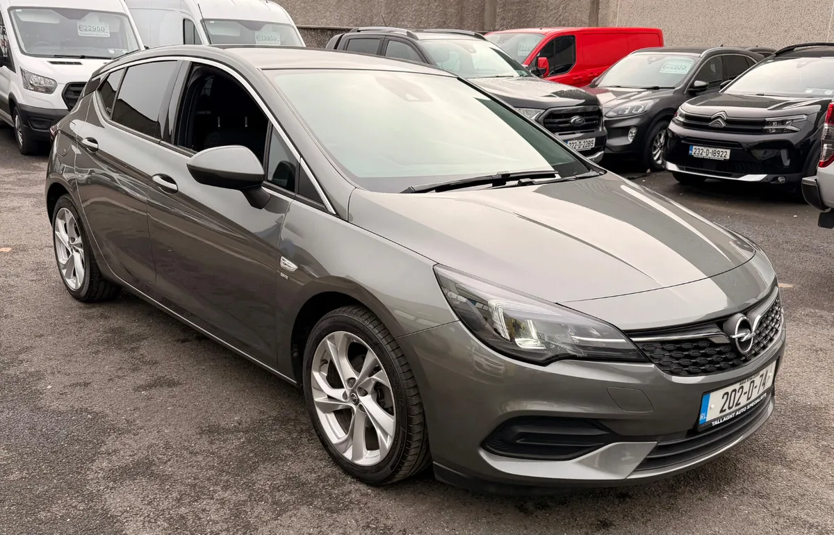 2020 Opel Astra Sportive - Image 1