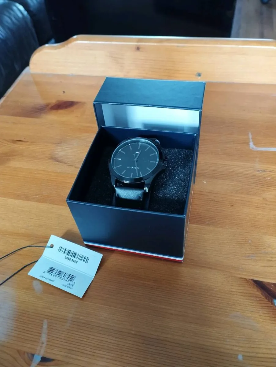 Tommy Hilfiger Watch, Japanese Movement - Image 2