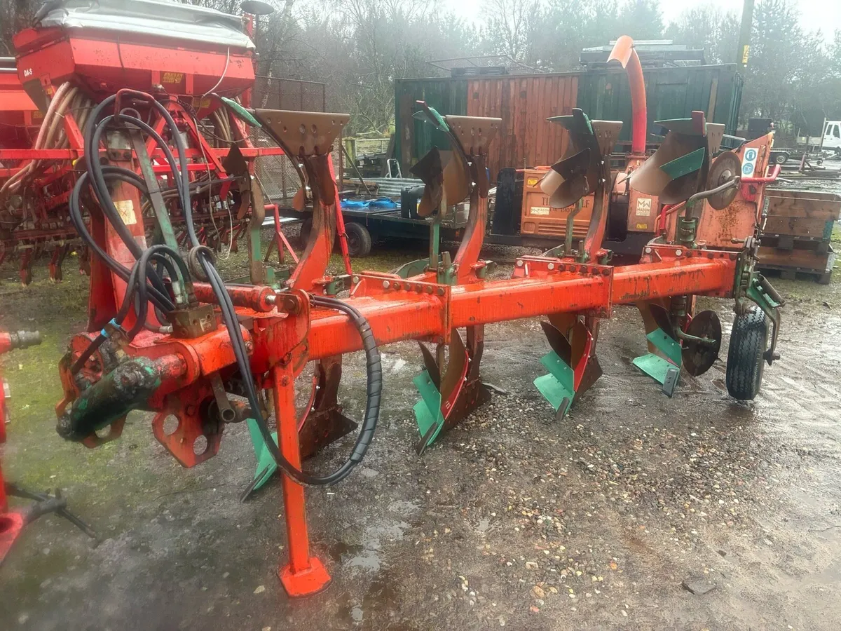Kverneland Ploughes - Image 2
