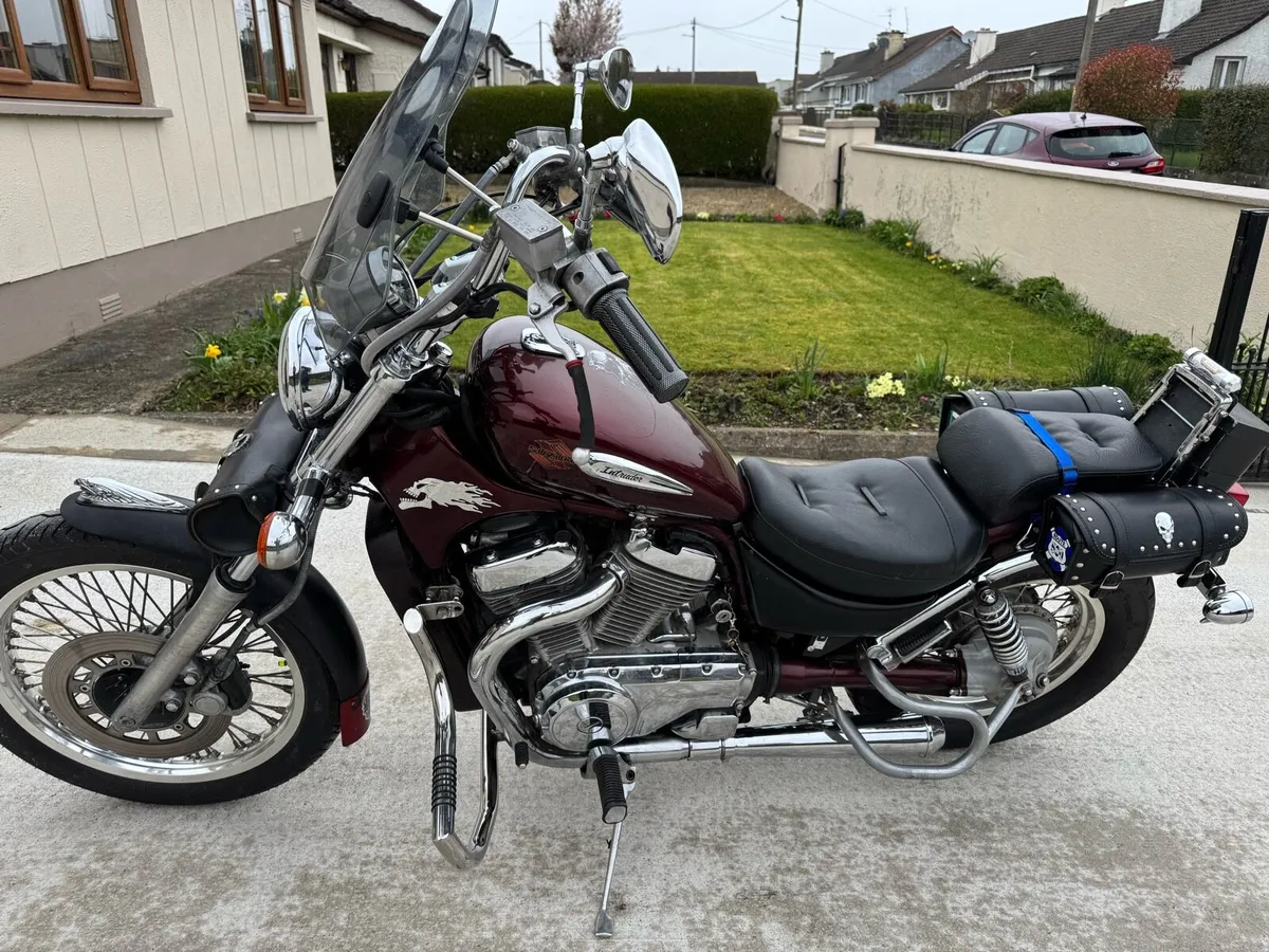 Suzuki Intruder 750 - Image 2