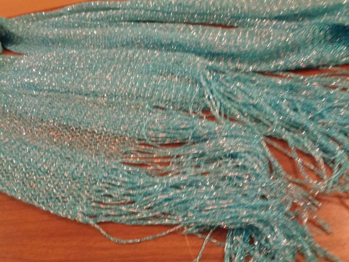 Scarfs for Sale - Image 3