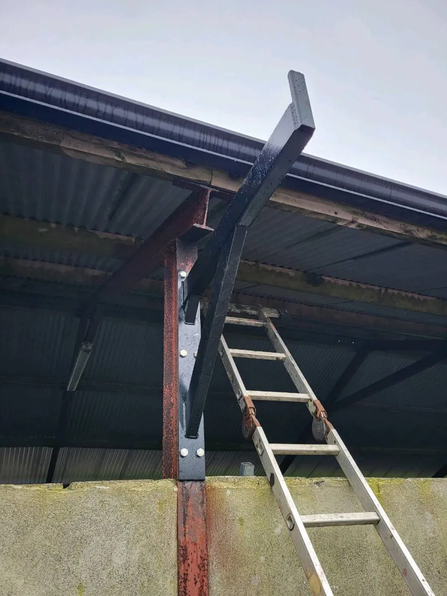 MANURE BAG HANGERS 💥 - Image 2