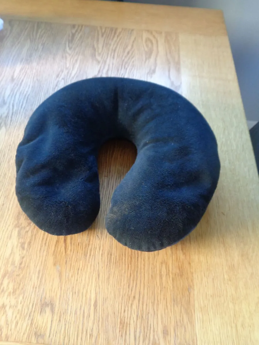 Neck Support Pillow for Sale - Image 2
