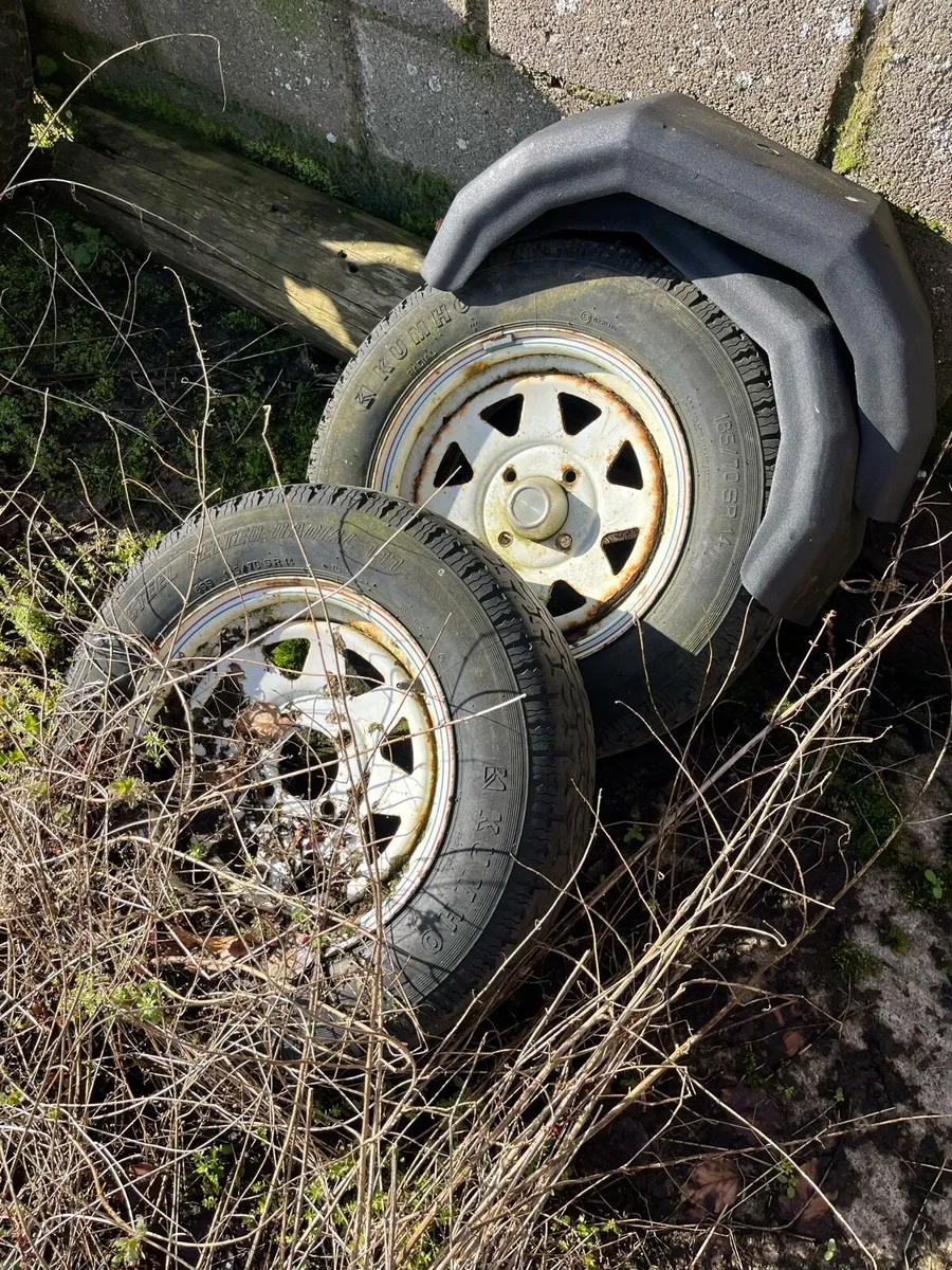 Trailer 10 x6 and axles - Image 1