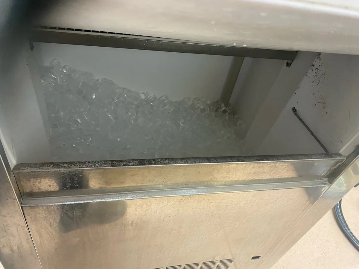Ice Machine - Image 2