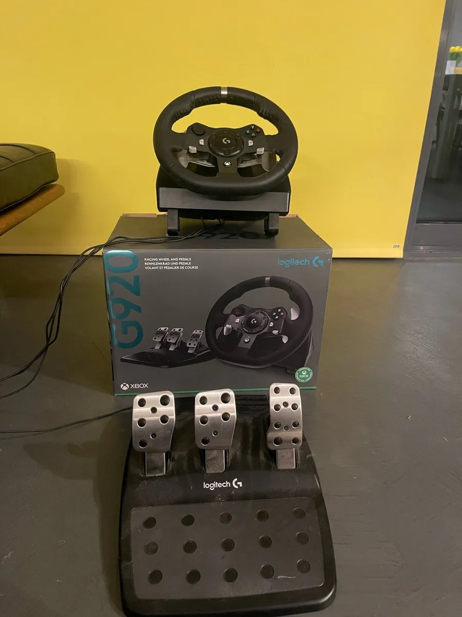 Logitech G920 XBOX Driving wheel - Image 1