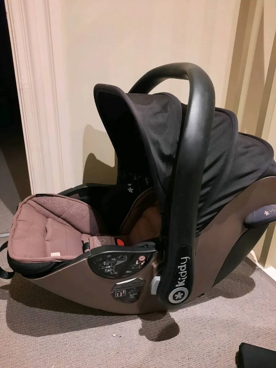 Newborn car seat Kiddy I-size - Image 1