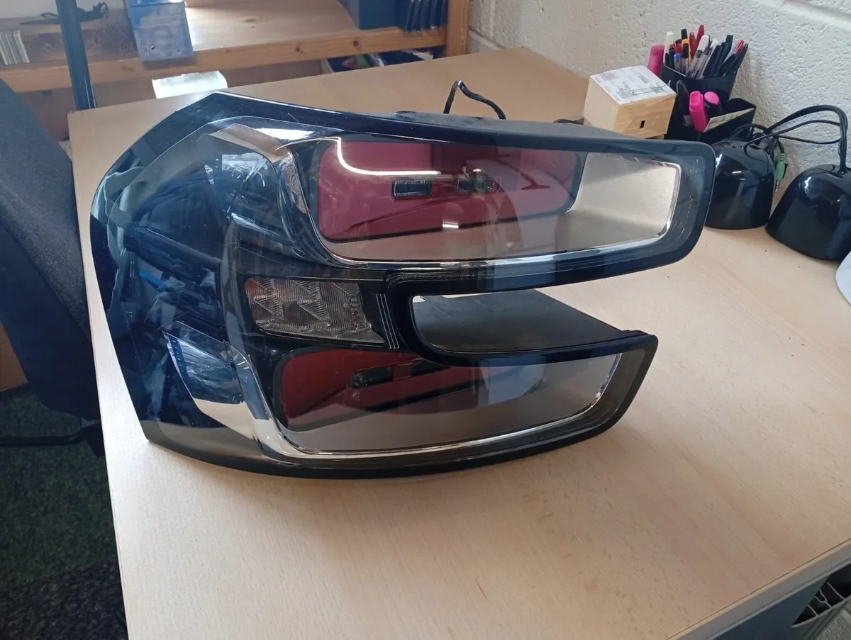 CITROEN GRAND PICASSO C4 LH REAR LAMP - Image 1