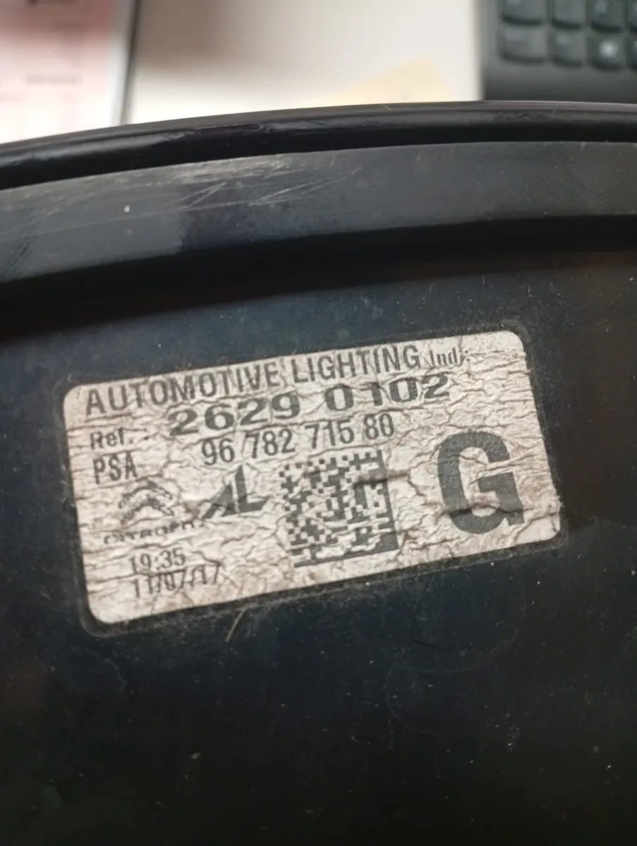CITROEN GRAND PICASSO C4 LH REAR LAMP - Image 4