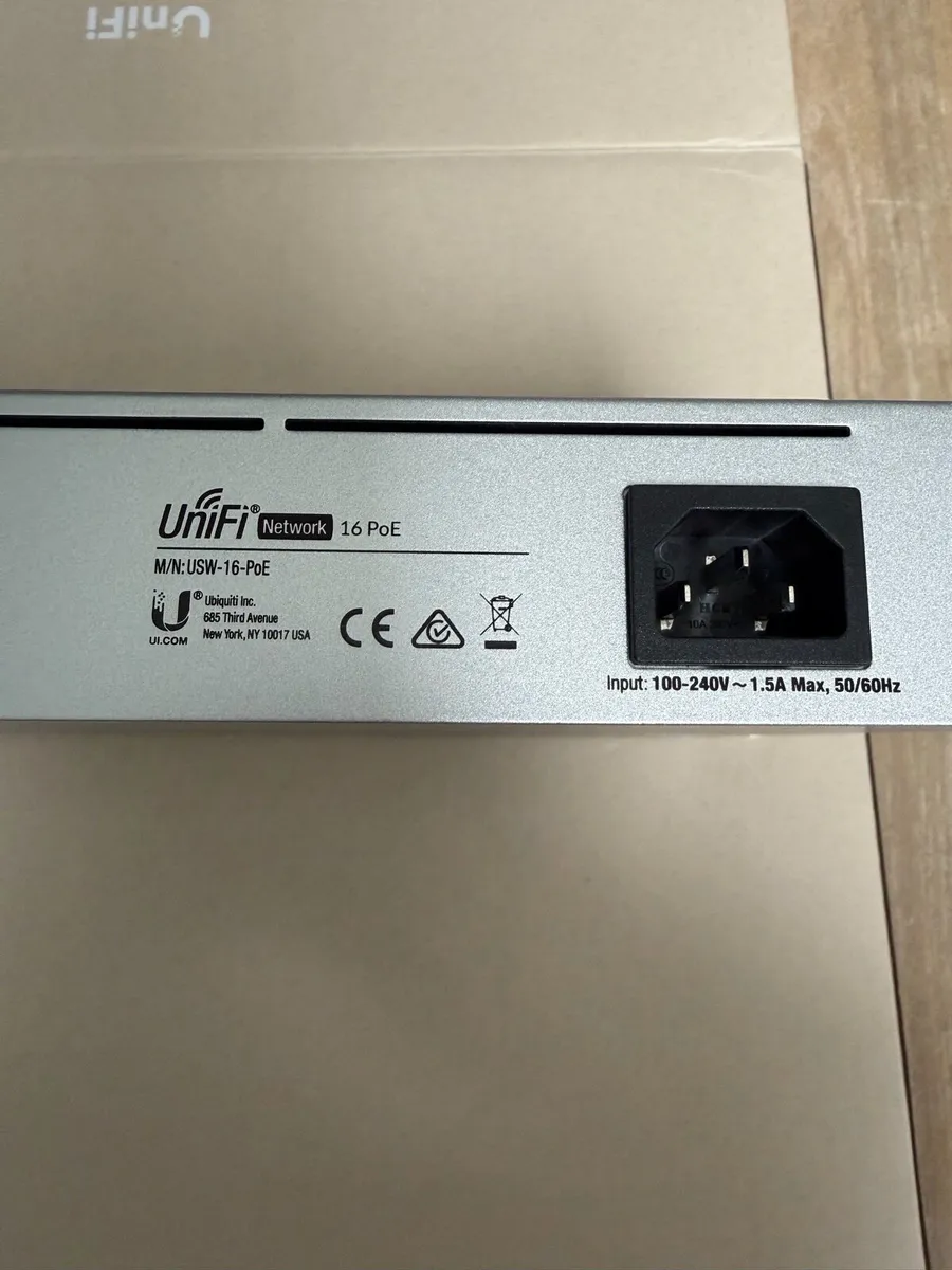 Ubiquiti 16 port PoE switch & WiFi 6 access point - Image 4