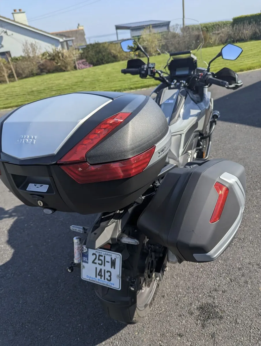 2025 Honda NC750X - Image 4