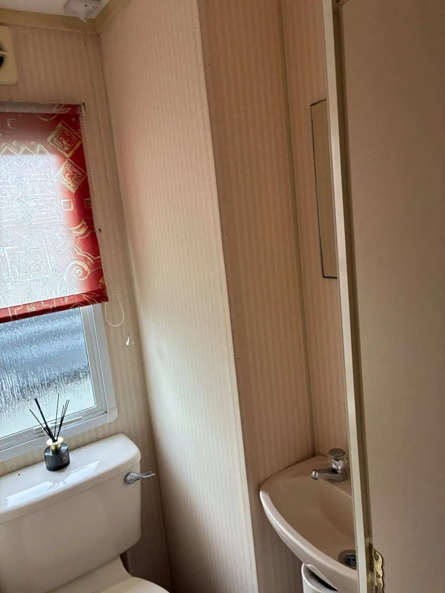 Mobile Home - Image 4