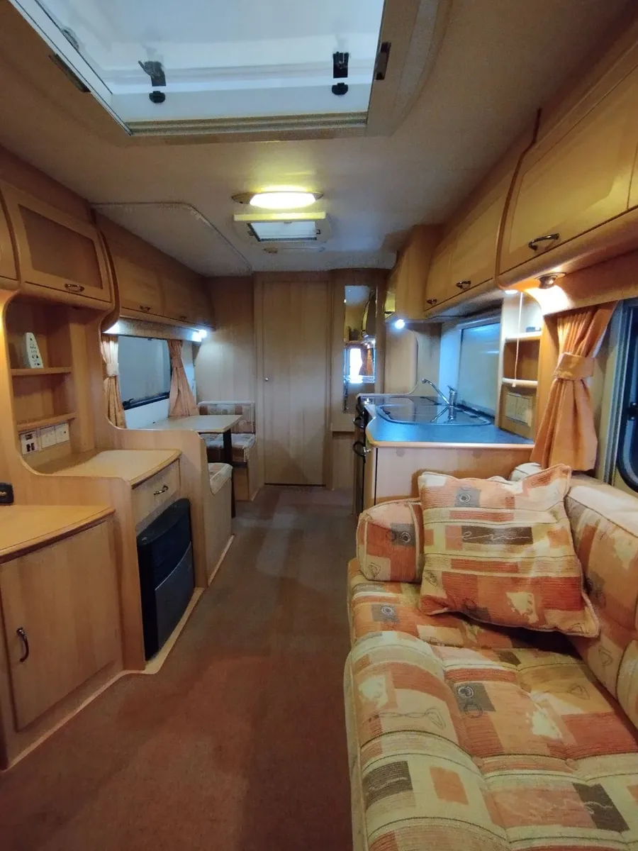 Avondale Caravan - Image 4