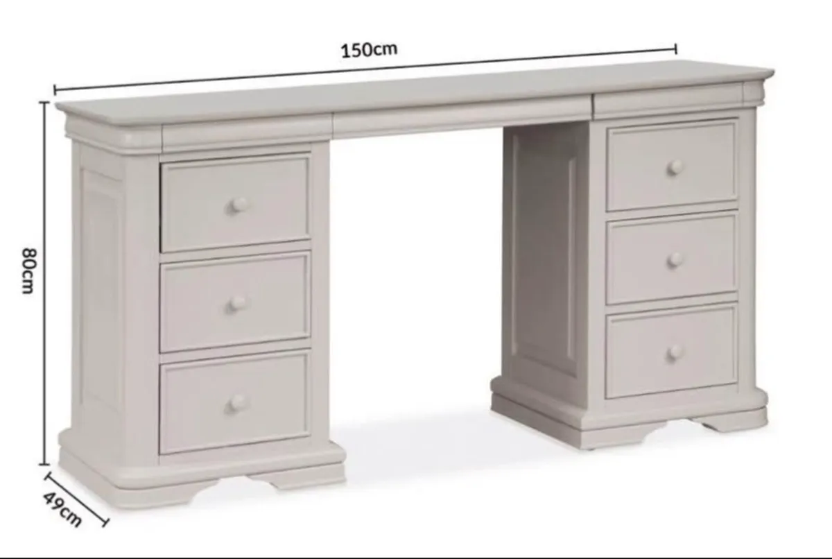 Newport Light Grey 6 Drawer Dressing Table - Image 2