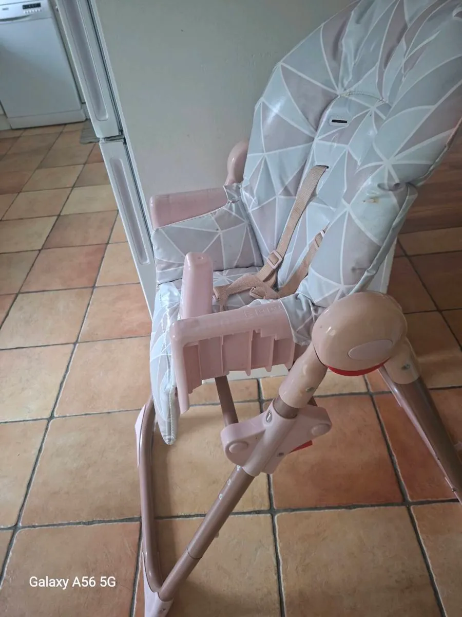 Baby HIGH CHAIR €15 Glounthaune - Image 1