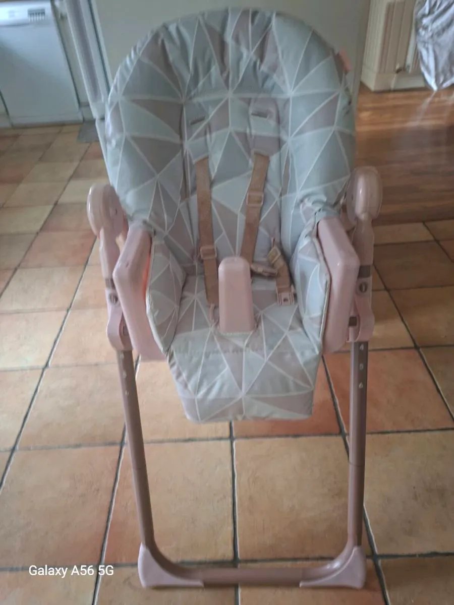 Baby HIGH CHAIR €15 Glounthaune - Image 2