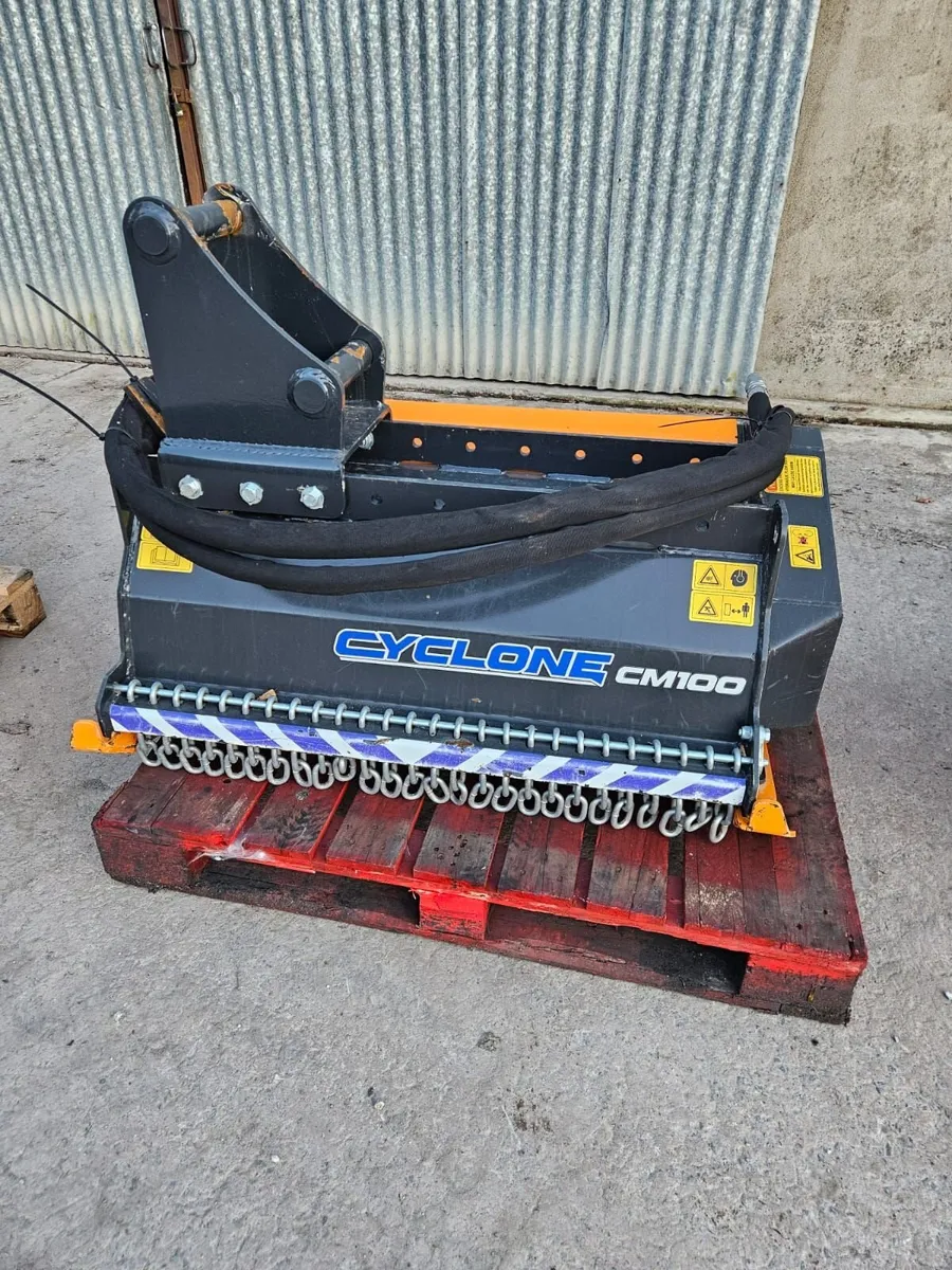 Ex Demo MDE CM100 Flail/Hedge Cutter - Image 1